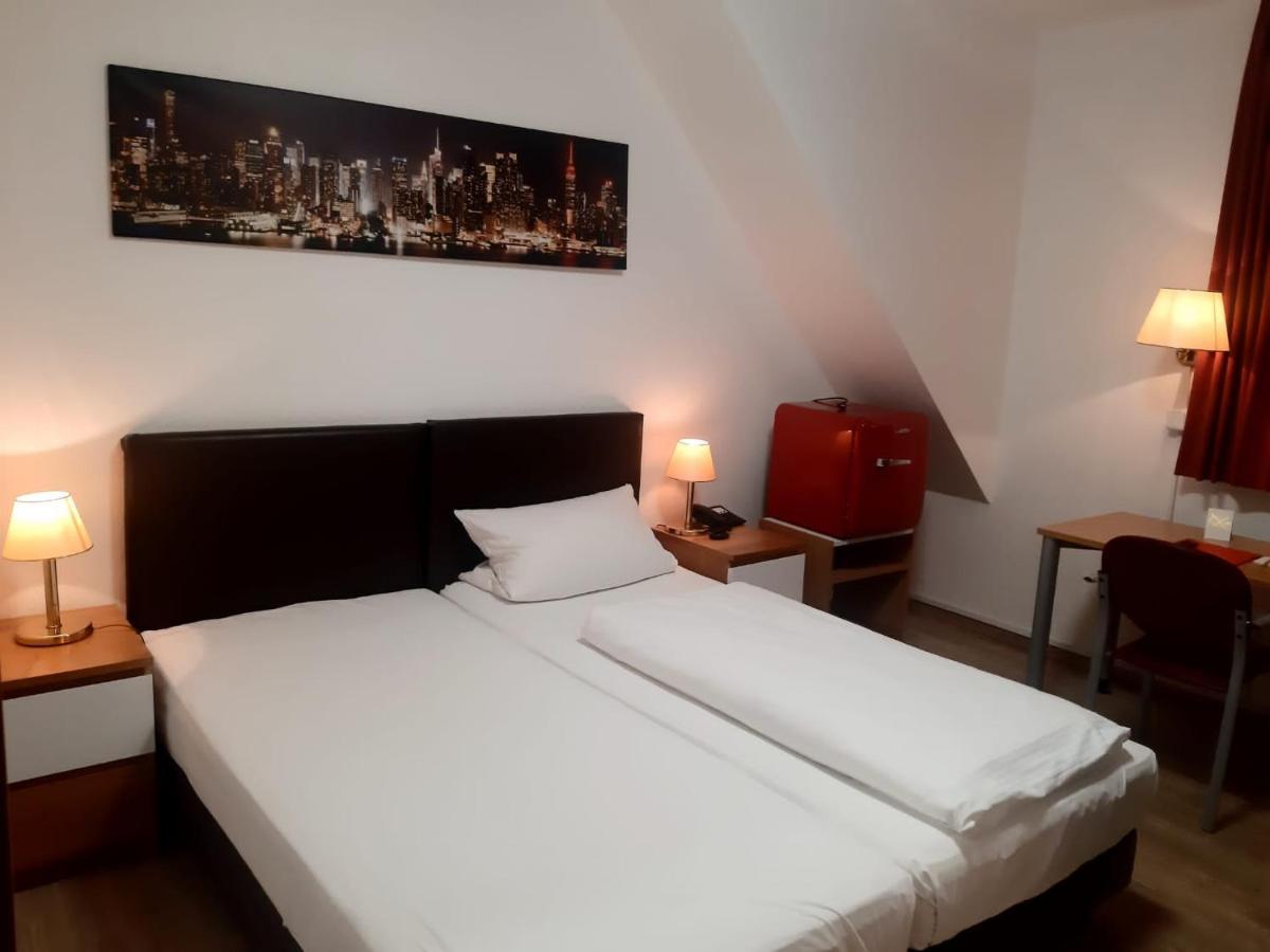 Hotel Columbus Und Glamping Bremerhaven Bagian luar foto